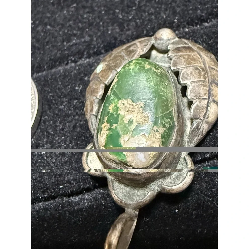 Green Turquoise Pendant Feather Leaf Old Pawn Silvertone